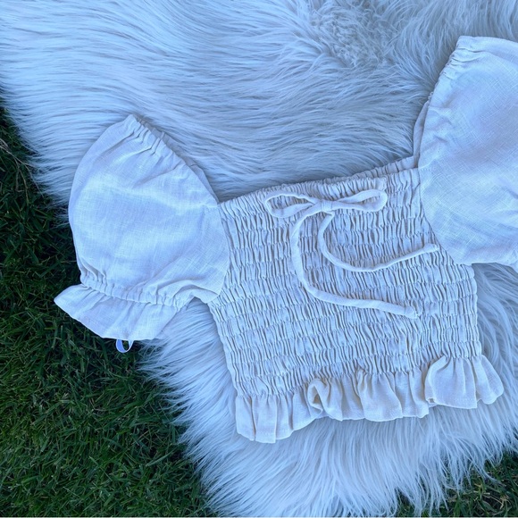 Faithful the Brand smocked cream crop top 2 - Picture 1 of 7